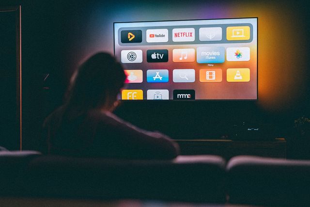 Die besten Fernseher mit 77 Zoll Diagonale - Test 2025